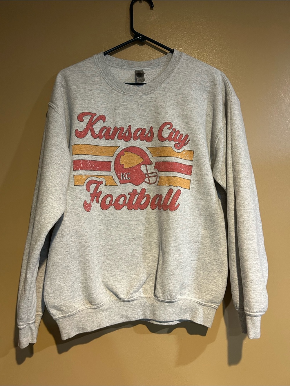 Gildan Gray Kansas City Football Crewneck Sweatshirt with Red & Gold Graphic